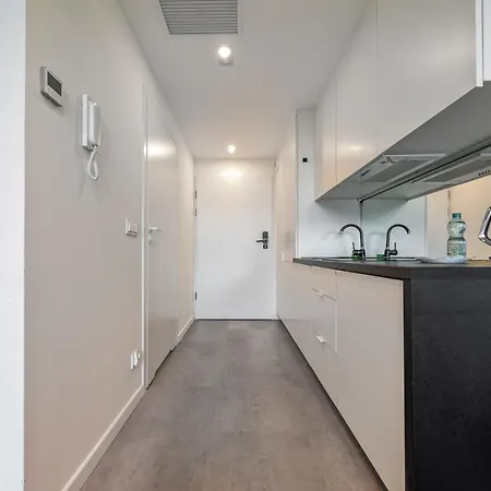 Legnicka Homely By Bookinghost * 브로츠와프